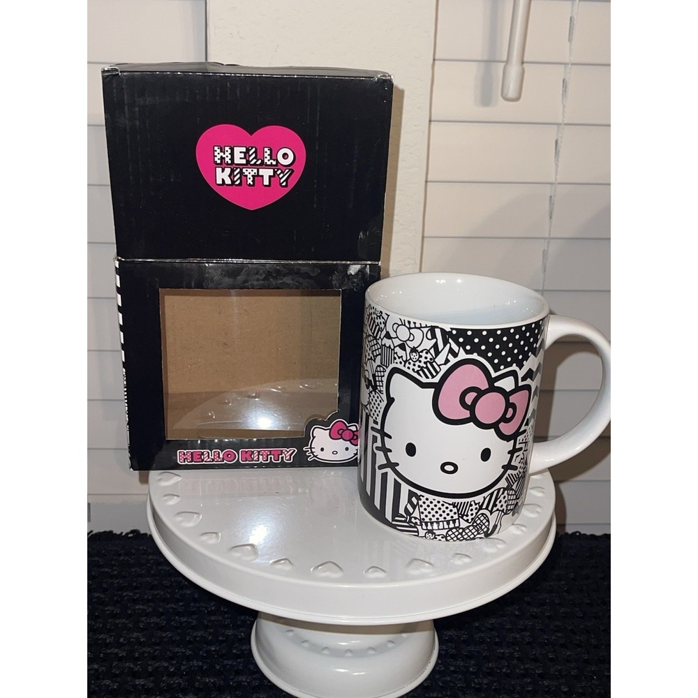 Hello Kitty Sanrio 2016 Ceramic Mug Black And White New In‎ Box